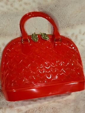Bersy Johnson Red Plastic  Heart-Embossed Dome. Jelly Satchel
